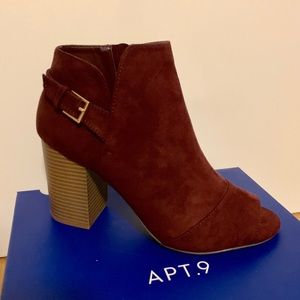 NIB Apt. 9 Clock Wine Peep-Toe Bootie Sz 9